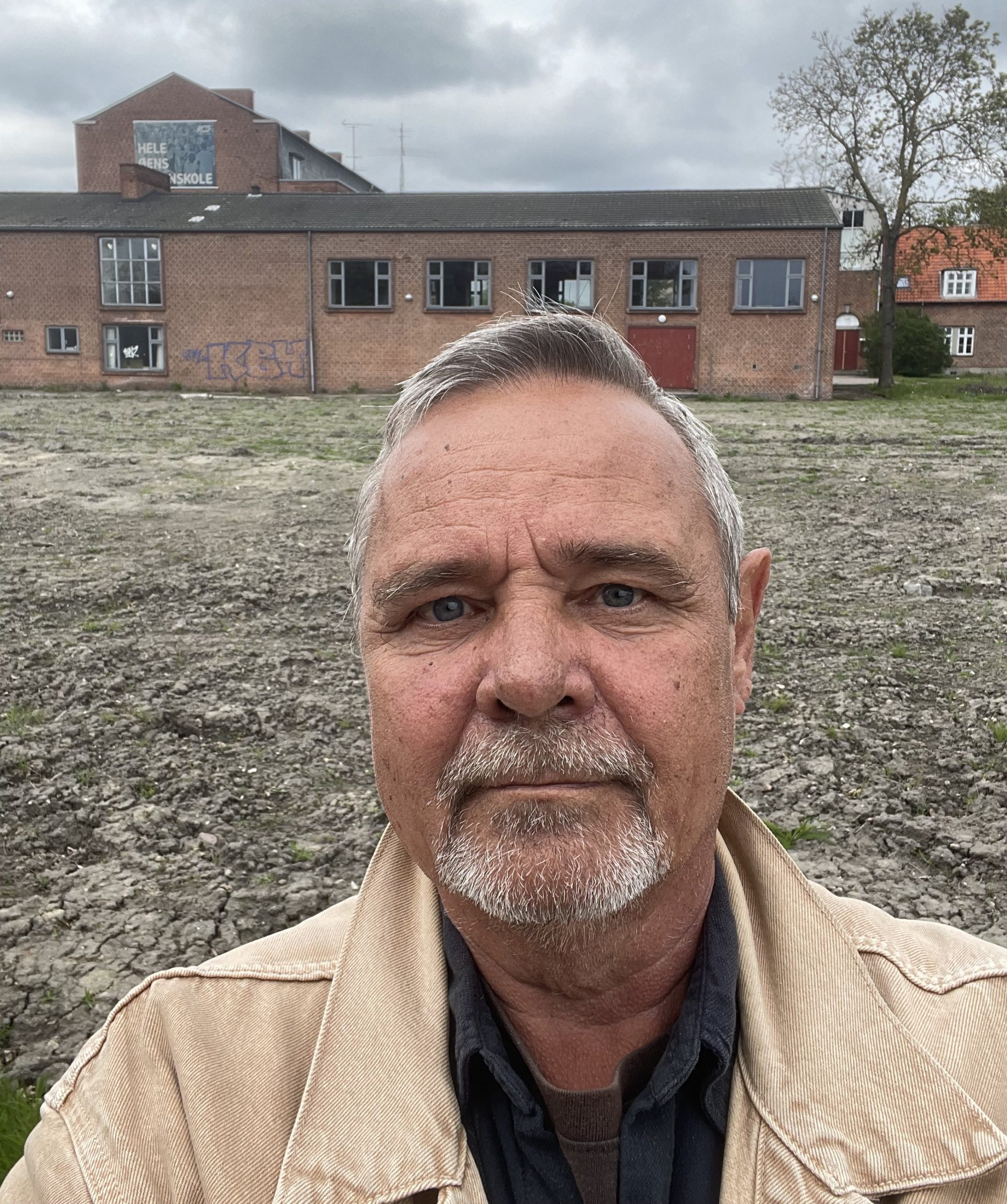 Gorm Evers på byggegrunden i Tårnby.
